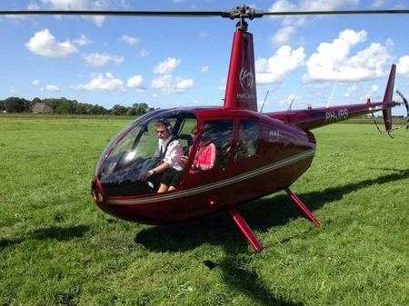 Helicóptero Robinson R44