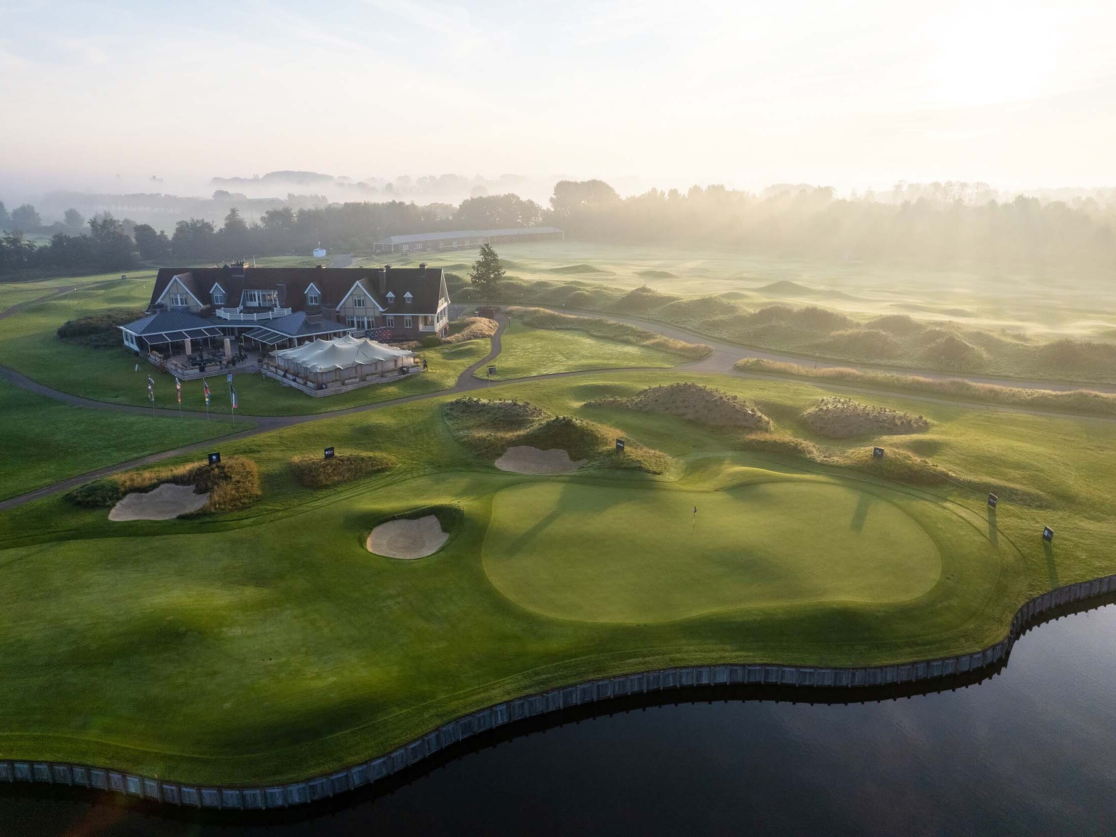 Голландский гольф на вертолете</trp-post-container